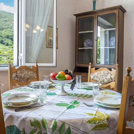 Hostdomus - Casa Ambra Finale Ligure