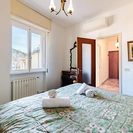 Appartement Hostdomus - Casa Ambra Finale Ligure