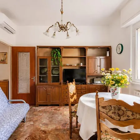 Hostdomus - Casa Ambra Appartement Finale Ligure